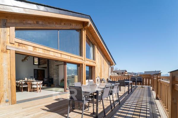 Chalet d’exception avec vue panoramique – 18 couchages & espace bien-être