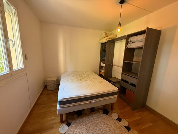 APPARTEMENT MEUBLE 2 CHAMBRES CLIMATISE
