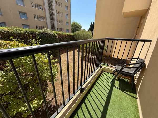 APPARTEMENT MEUBLE 2 CHAMBRES CLIMATISE