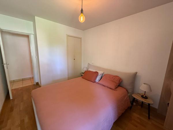 APPARTEMENT MEUBLE 2 CHAMBRES CLIMATISE