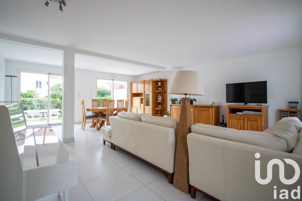 Maison à vendre 6 pièces 141 m² Jouy-en-Josas