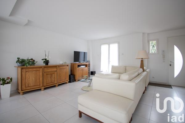 Maison à vendre 6 pièces 141 m² Jouy-en-Josas