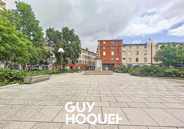 Hyper Centre Ville Appartement de Type 3 + Cave et Grenier - 71000 MACON