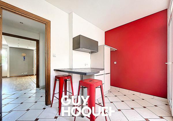 Hyper Centre Ville Appartement de Type 3 + Cave et Grenier - 71000 MACON