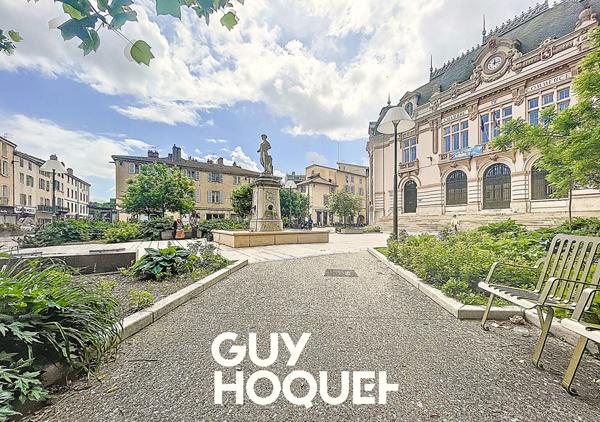 Hyper Centre Ville Appartement de Type 3 + Cave et Grenier - 71000 MACON