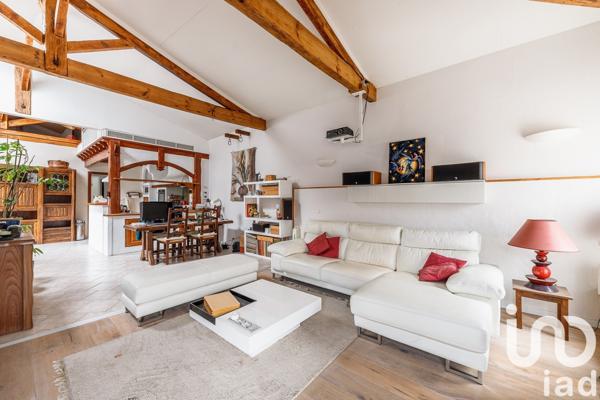 Maison 5 pièces de 205 m² à Bordeaux (33300)