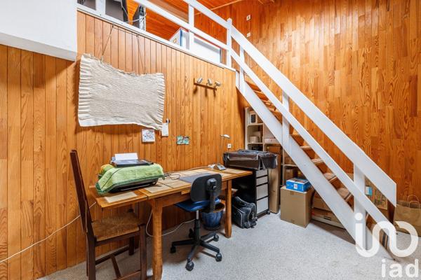 Maison 5 pièces de 205 m² à Bordeaux (33300)