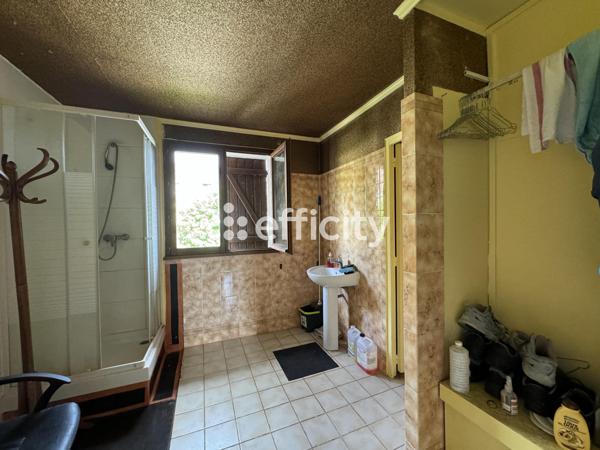 Maison 10 pièces - 200 m² Exclusivité efficity