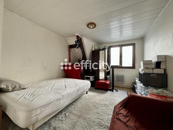 Maison 10 pièces - 200 m² Exclusivité efficity