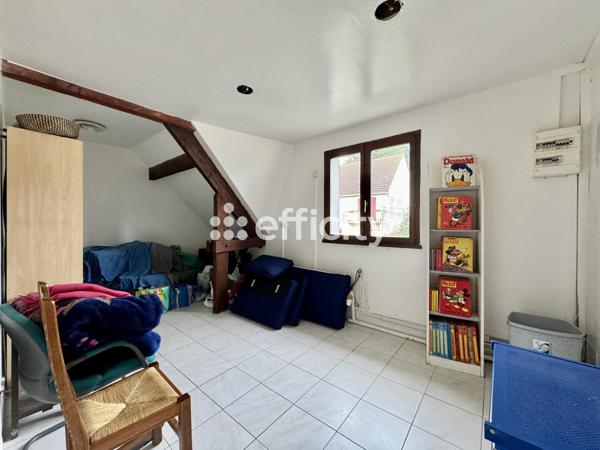 Maison 10 pièces - 200 m² Exclusivité efficity