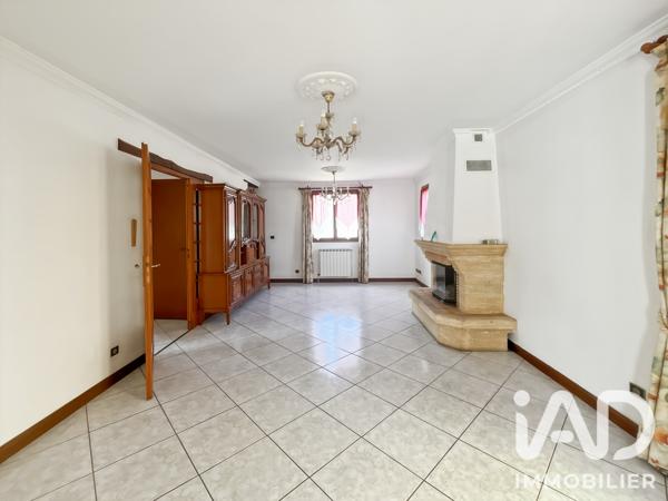 Maison à vendre 7 pièces 110 m² Brie-Comte-Robert