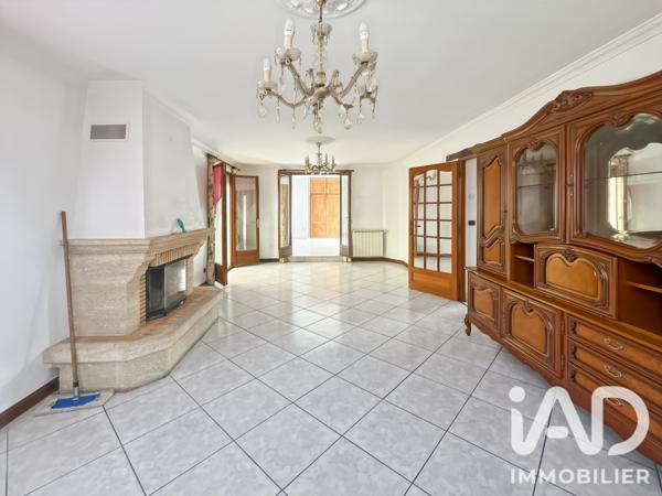 Maison à vendre 7 pièces 110 m² Brie-Comte-Robert
