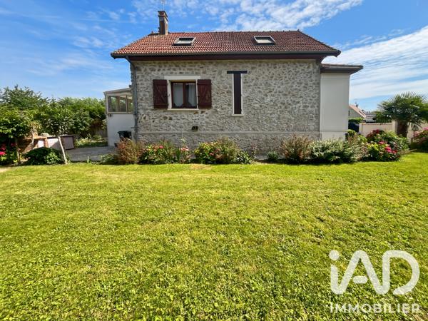 Maison à vendre 7 pièces 110 m² Brie-Comte-Robert