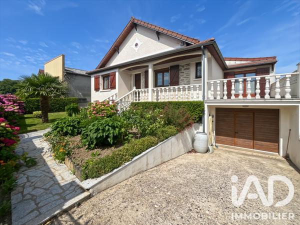 Maison à vendre 7 pièces 110 m² Brie-Comte-Robert