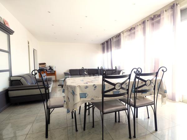 Appartement
         5 pièces
        - 122 m² 199 000 € *