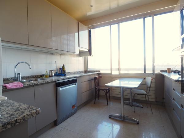 Appartement
         5 pièces
        - 122 m² 199 000 € *