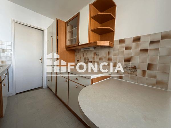 Location Appartement 4 pièces 76.95 m² - 2 AVENUE DES ANCIENS D'AFN Chartres 28000