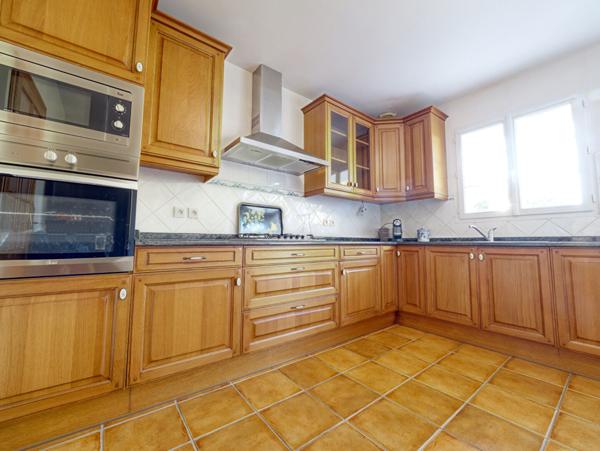 Maison familiale avec jardin et piscine à Saint-Jean-de-Luz