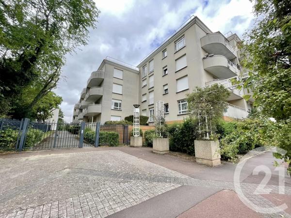 Appartement F1 à vendre  1 pièce - 31,72 m 2   COUBRON  - 93