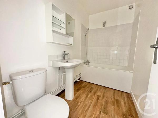Appartement F1 à vendre  1 pièce - 31,72 m 2   COUBRON  - 93