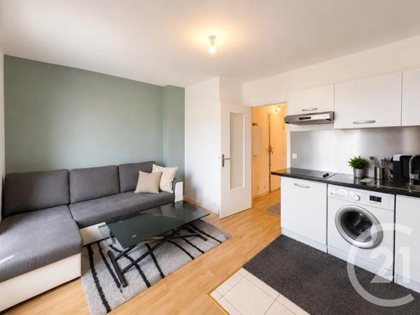 Appartement F1 à vendre  1 pièce - 31,72 m 2   COUBRON  - 93