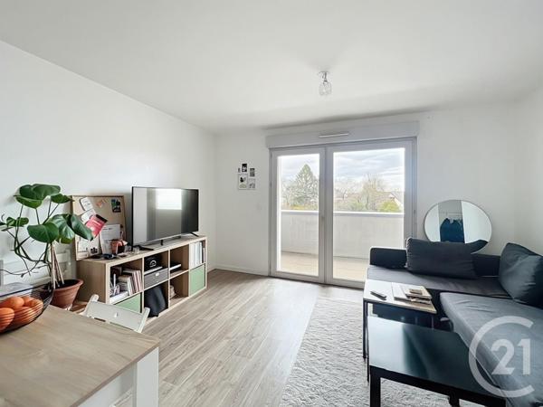 Appartement T2 à vendre  2 pièces - 39,76 m2 ST JEAN DE BRAYE - 45
