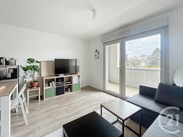 Appartement T2 à vendre  2 pièces - 39,76 m2 ST JEAN DE BRAYE - 45