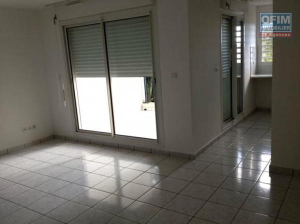 A vendre T3 duplex dans la résidence les huppes de bourbon à La Montagne
