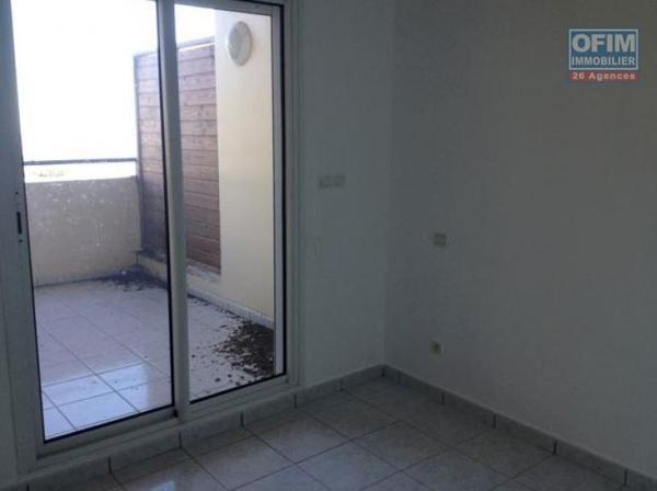 A vendre T3 duplex dans la résidence les huppes de bourbon à La Montagne