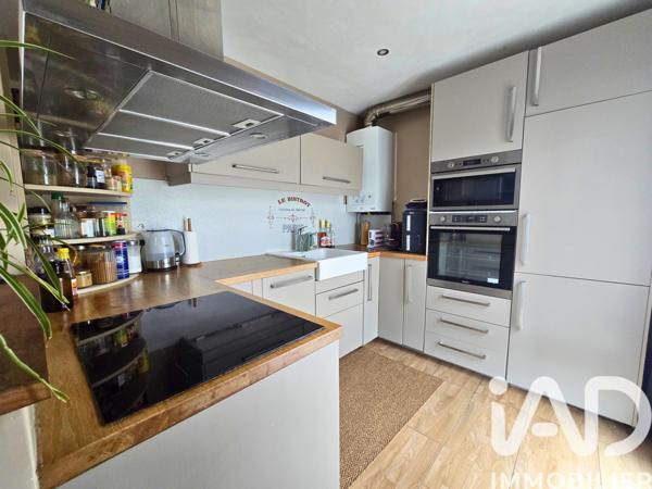 Maison à vendre 5 pièces 70 m² Paray-Vieille-Poste