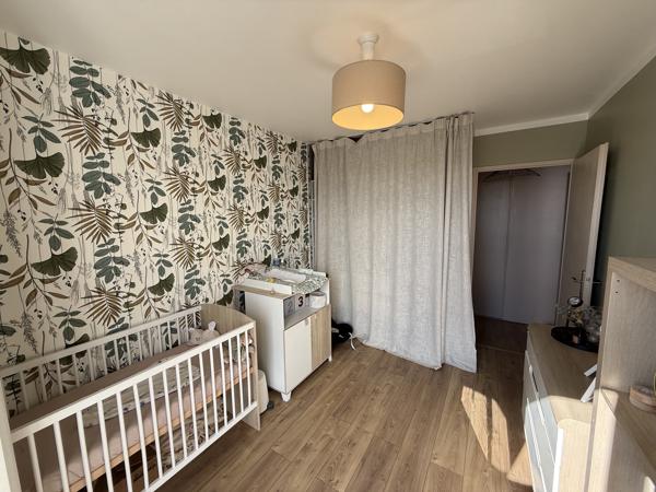 Très bel F3 de 64 m² avec balcon