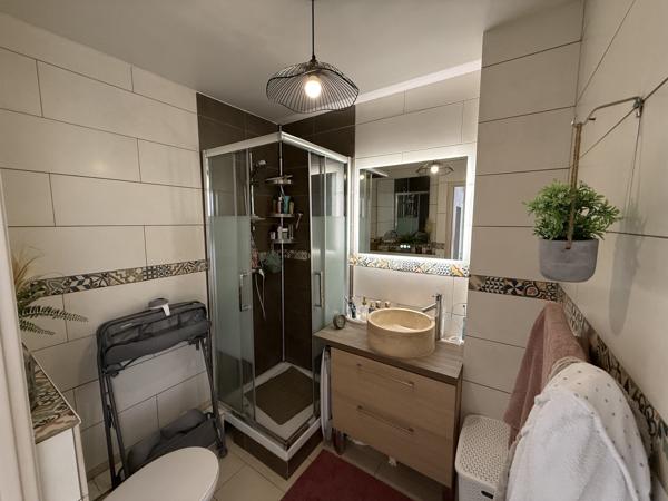 Très bel F3 de 64 m² avec balcon
