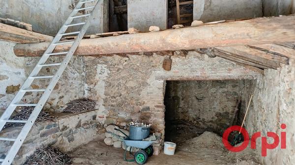 Maison à vendre    2 pièces •  Marquixanes