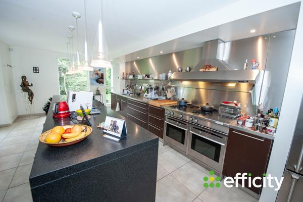 Maison 10 pièces - 444 m²