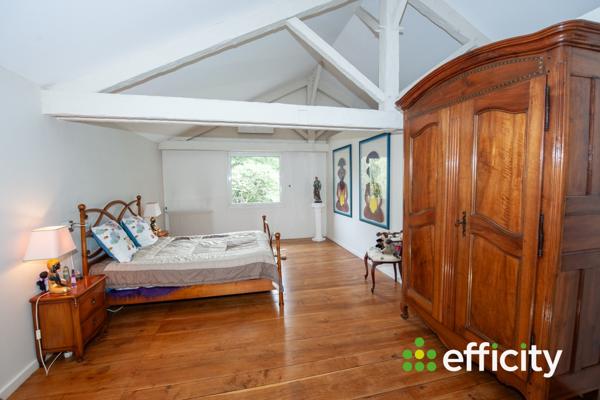 Maison 10 pièces - 444 m²