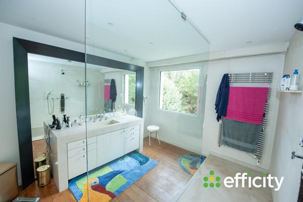 Maison 10 pièces - 444 m²