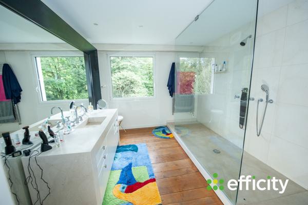 Maison 10 pièces - 444 m²