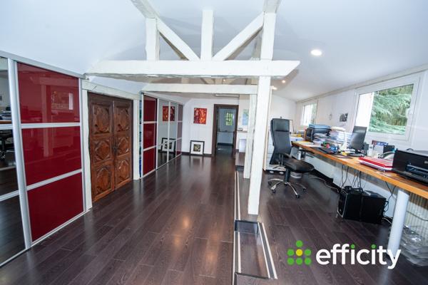 Maison 10 pièces - 444 m²