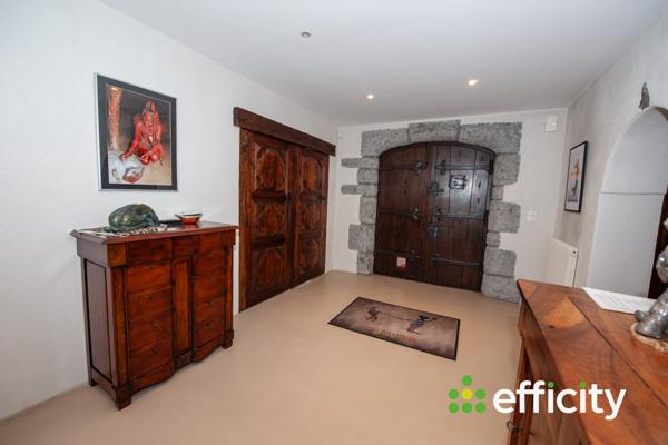 Maison 10 pièces - 444 m²