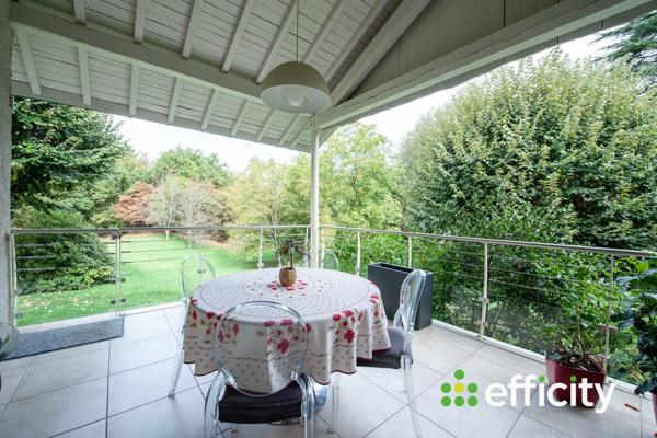 Maison 10 pièces - 444 m²