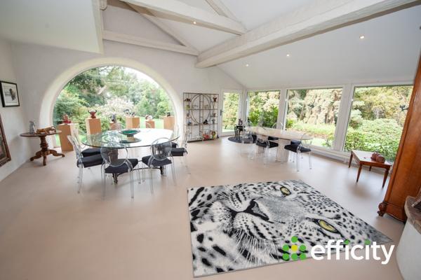 Maison 10 pièces - 444 m²