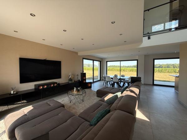 Pavillon contemporain de 2021 - 180m² - 4 chambres