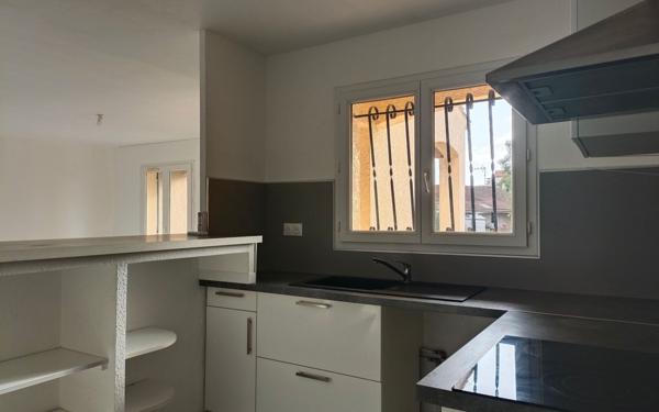 Maison à vendre    7 pièces •  Garons