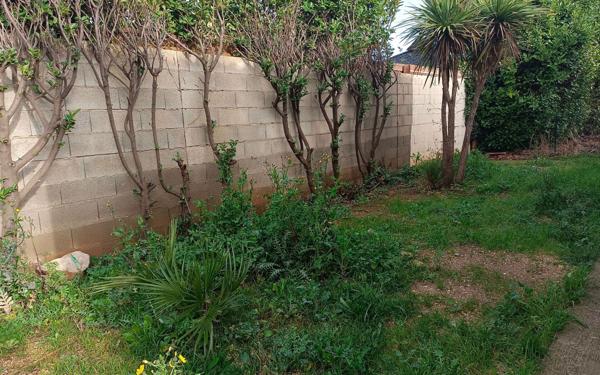 Maison à vendre    7 pièces •  Garons