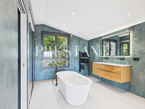 Villa Contemporaine d’Exception entre Golf et Panorama, LA TESTE DE BUCH