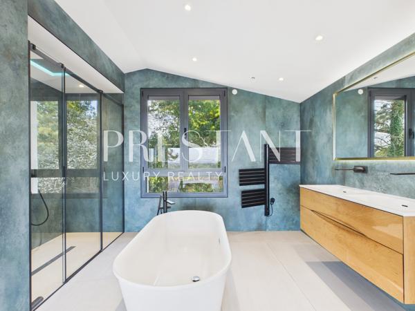Villa Contemporaine d’Exception entre Golf et Panorama, LA TESTE DE BUCH