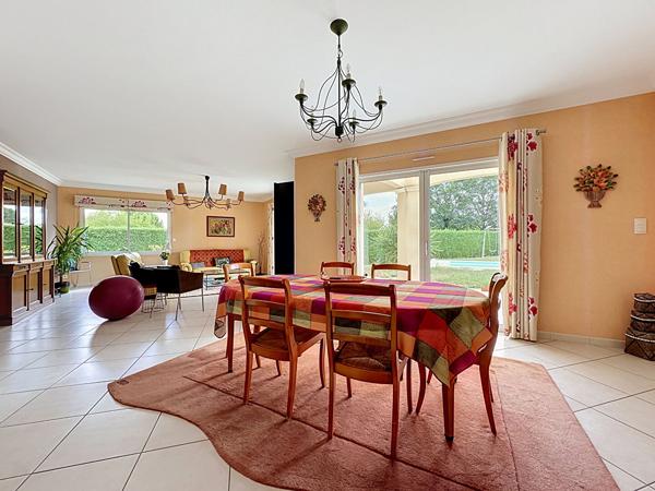 A vendre Maison Montauban 82 , 5 chambres, piscine , jardin et double garage
