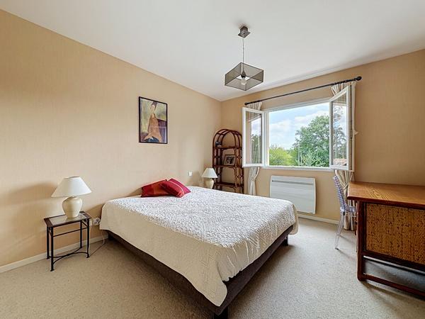 A vendre Maison Montauban 82 , 5 chambres, piscine , jardin et double garage
