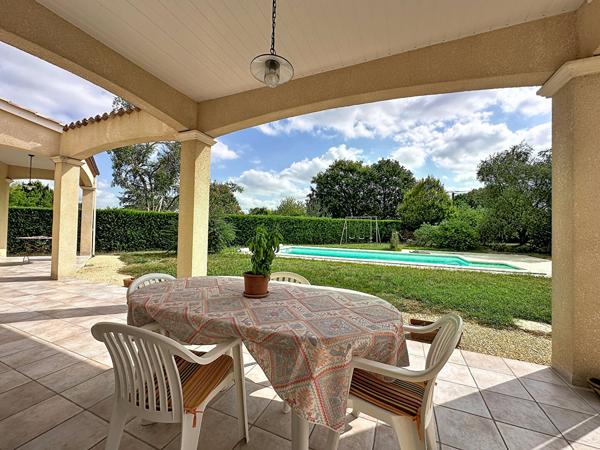 A vendre Maison Montauban 82 , 5 chambres, piscine , jardin et double garage
