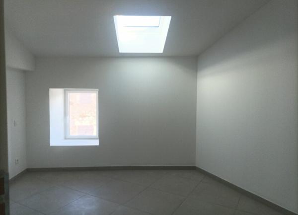 Appartement à louer    3 pièces • 62 m2 Lablachère